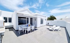 Luxury Coral Beach First Line Of The Sea